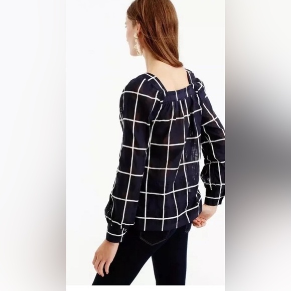 J. Crew size 6 blue and white top. - Picture 1 of 7